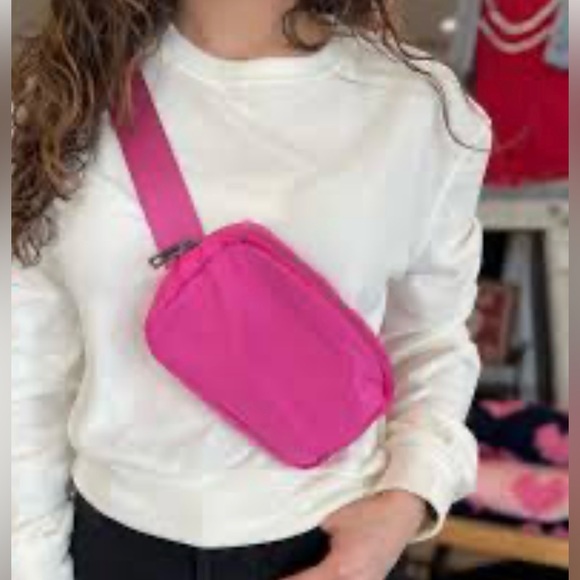 lululemon athletica Handbags - NEW LULULEMON w/out tags athletica Everywhere Belt Bag Barbie Pink Size OS